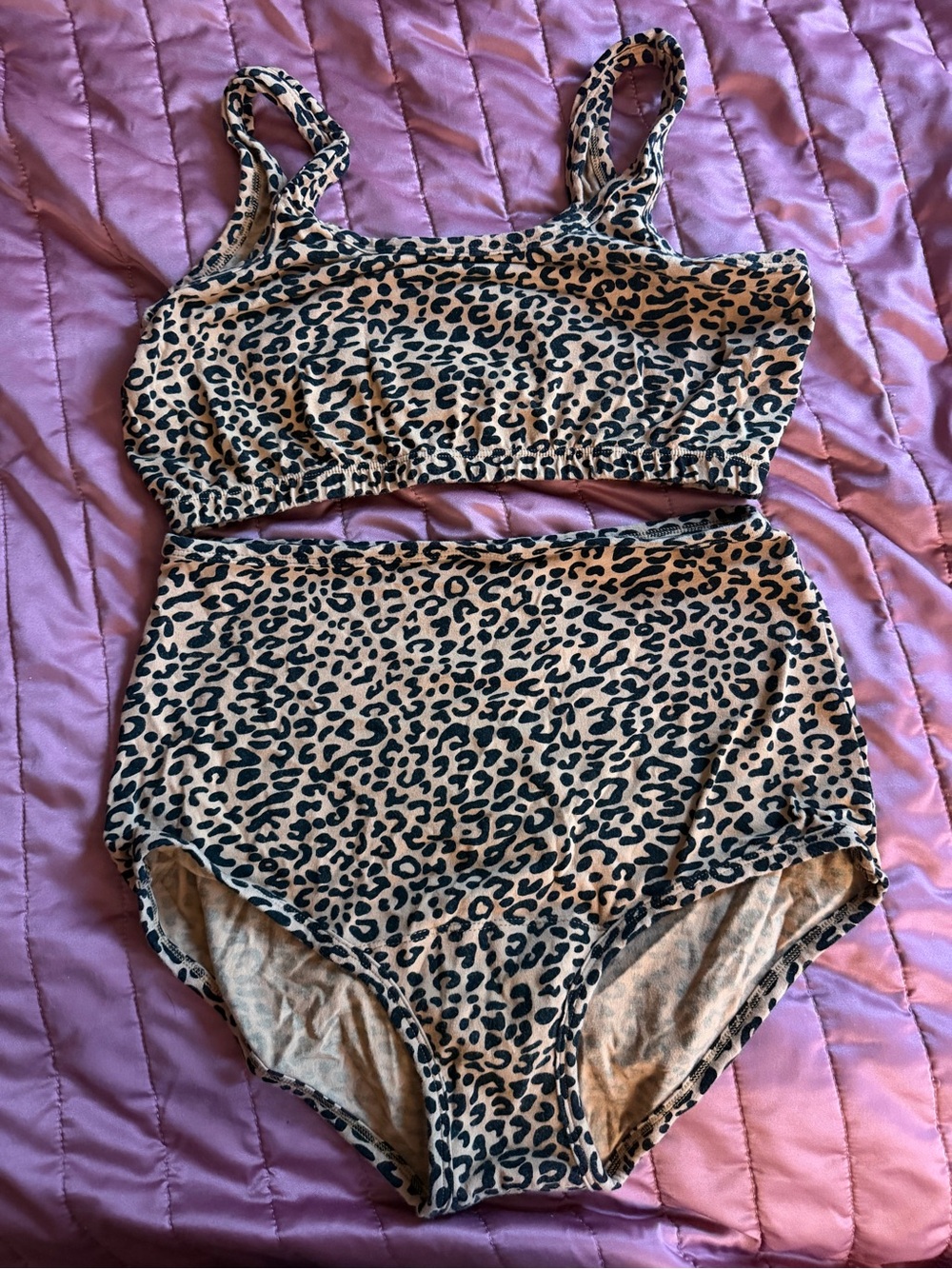 ARQ Leopard Print High-Waist Lounge Set - Tan and Black